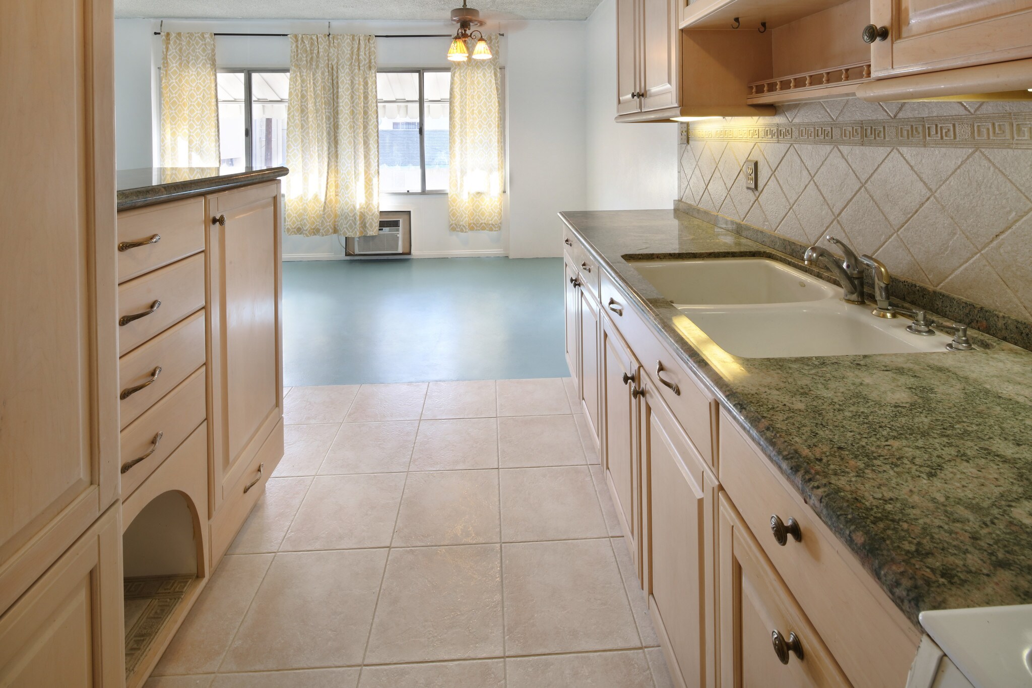 Custom kitchen cabinetry and granite counters - 250 Linden Ave