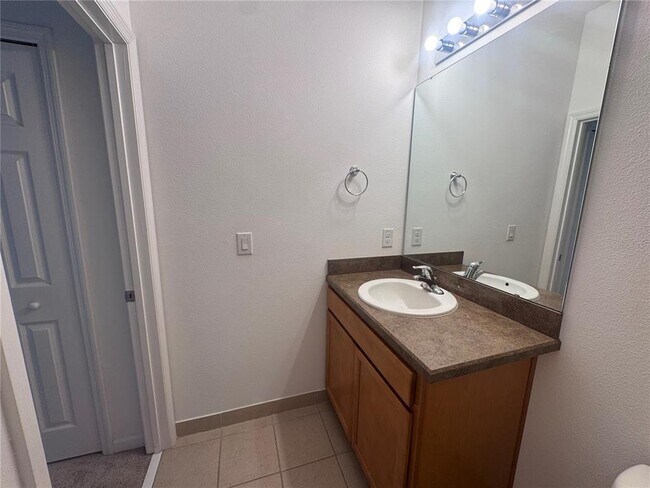 Building Photo - 1898 Portofino Meadows Blvd