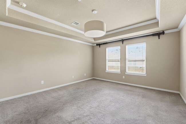 Building Photo - 2 Bettina Ln