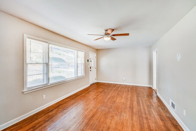 Building Photo - 1217 5 Mile Rd