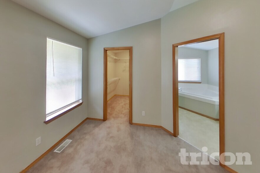 Building Photo - 8703 146th St Ct E