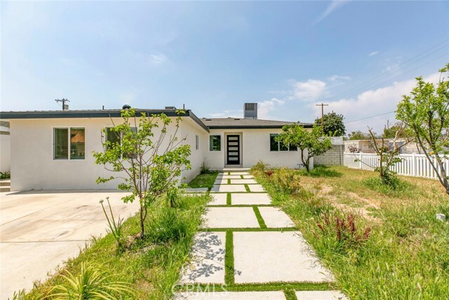 Building Photo - 7759 Van Noord Ave