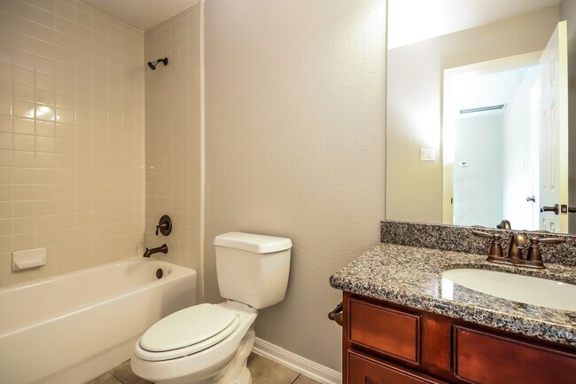 Building Photo - 10738 Clearview Villa Pl