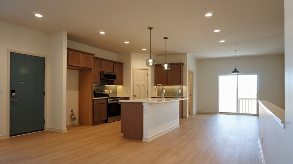 Building Photo - 8107 Kallum Dr