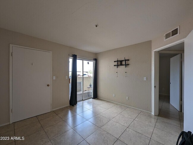 Building Photo - 12123 W Bell Rd