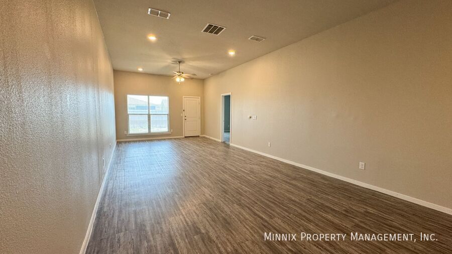 Building Photo - 1633 133rd St