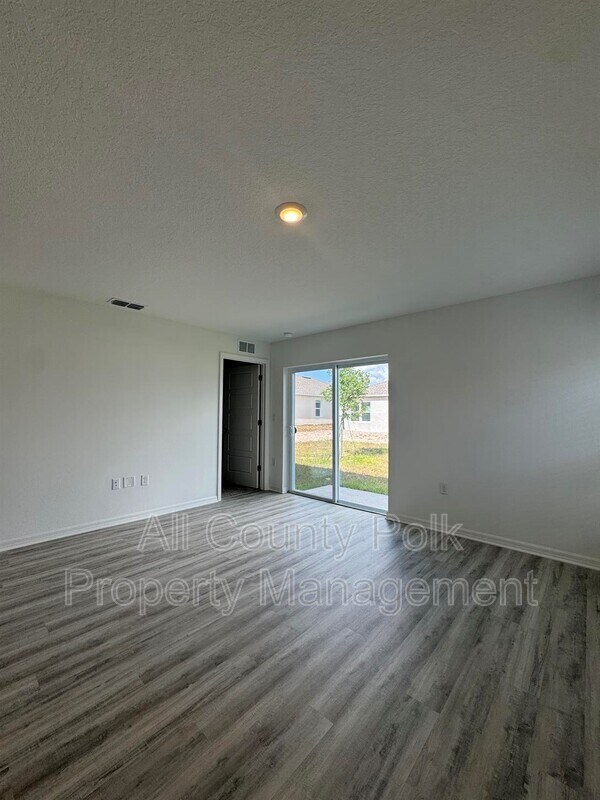 Building Photo - 1139 Amber waves ct