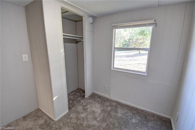 Building Photo - 5626 Spainhour St