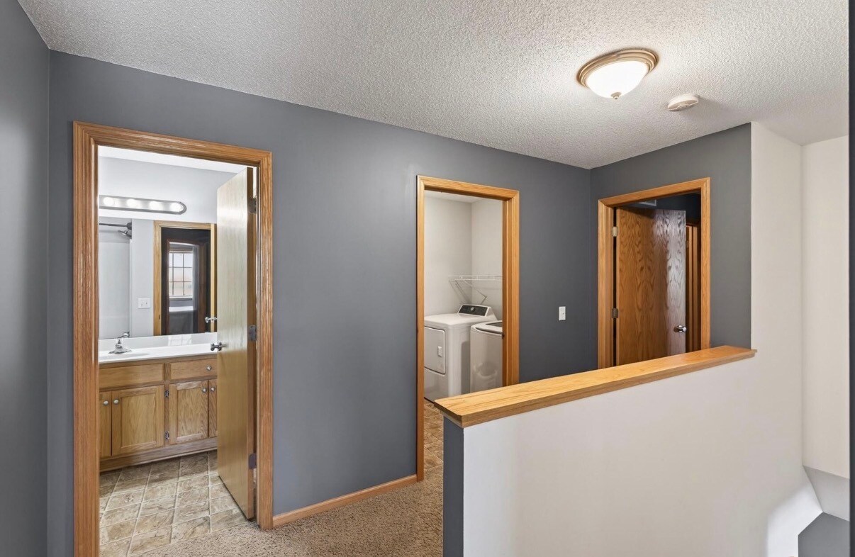 Building Photo - 7823 W 145th St