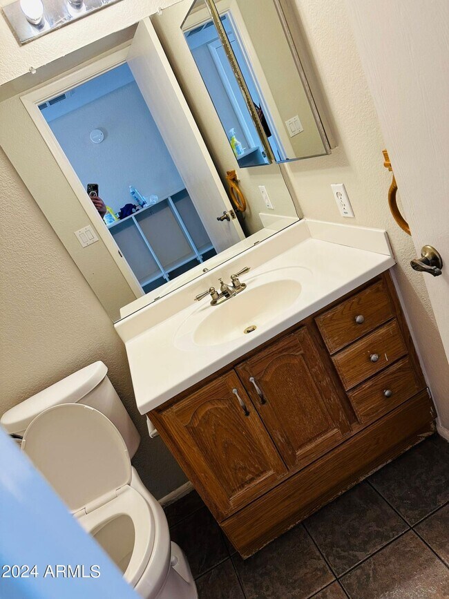 Building Photo - 20227 N 21st Dr