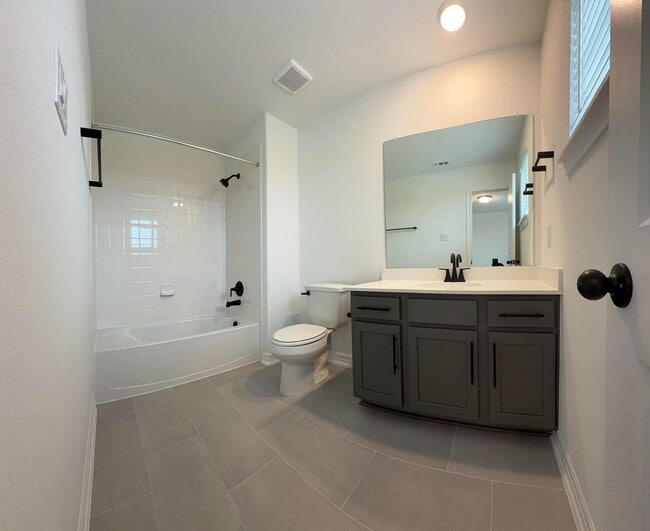 Building Photo - 9922 Red Knot St
