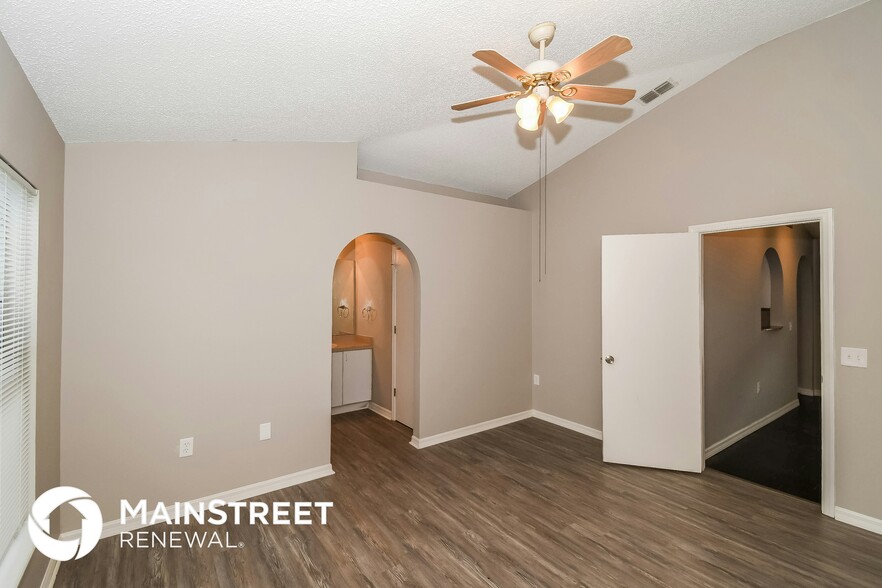 Building Photo - 7336 Lawn Tennis Ln