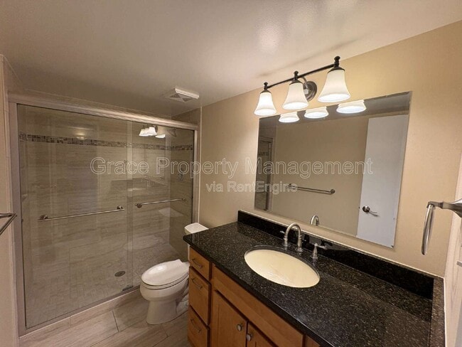 Building Photo - 400 S Lafayette St