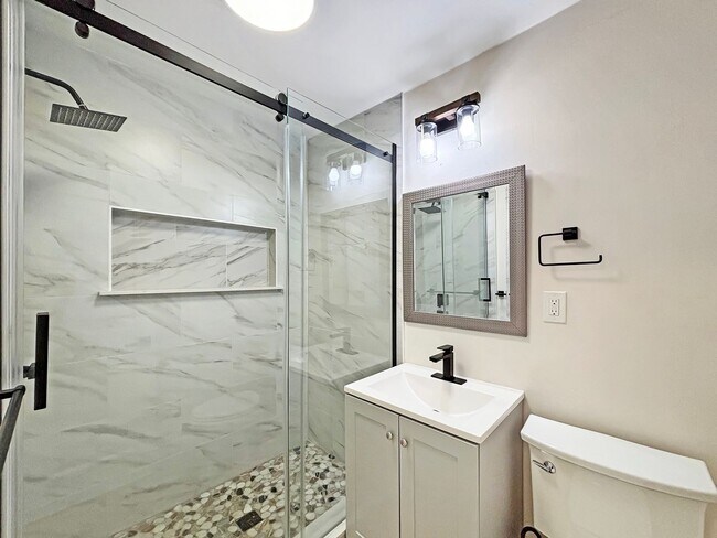 Building Photo - Charming 1BD/1BA Home in North Park W/ W/D...