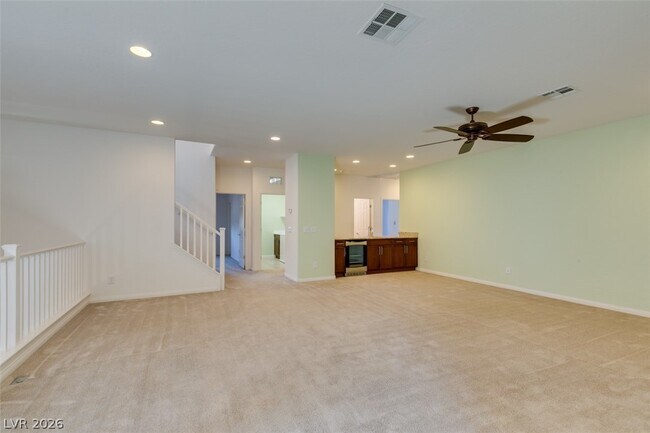 Building Photo - 10465 Saddle Mountain St