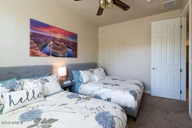 Building Photo - Elegant Presidio in the Pines Home! 5 Bed, 2.5 Bath + 2 Car Gar. & A/C! Students & Small Pets OK!...