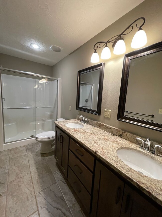 Building Photo - Gorgeous and Upscale Home Available Now!