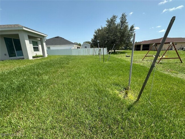 Building Photo - 3706 Garden Blvd