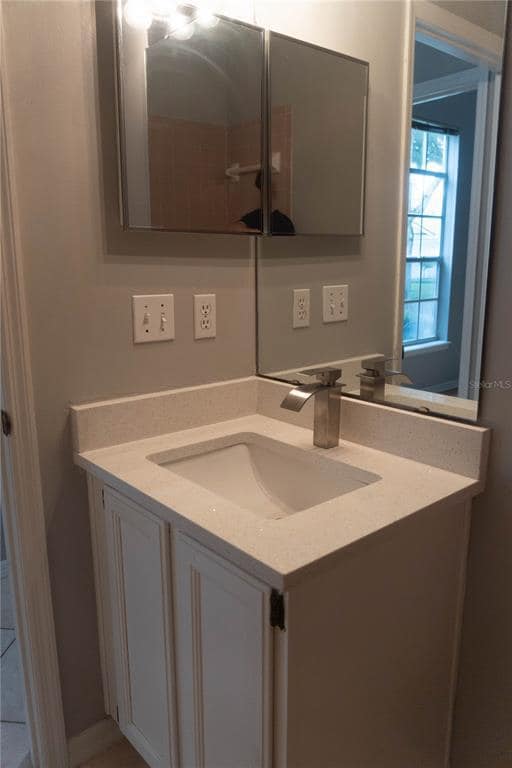 Building Photo - 1440 Finsbury Ct