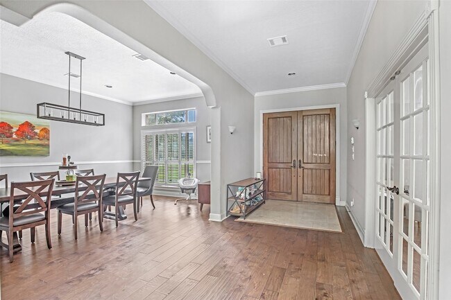 Building Photo - 29006 Reserve Bend Dr