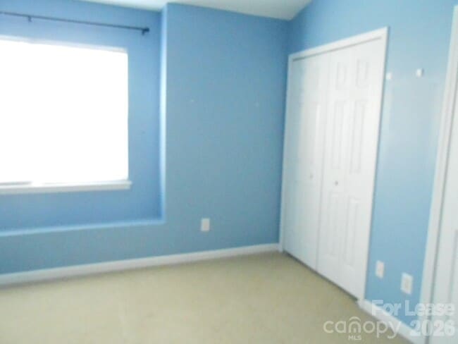 Building Photo - 10260 Reindeer Way Ln