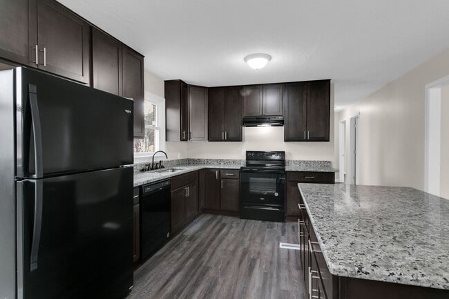 Building Photo - 3610 Gale Ln