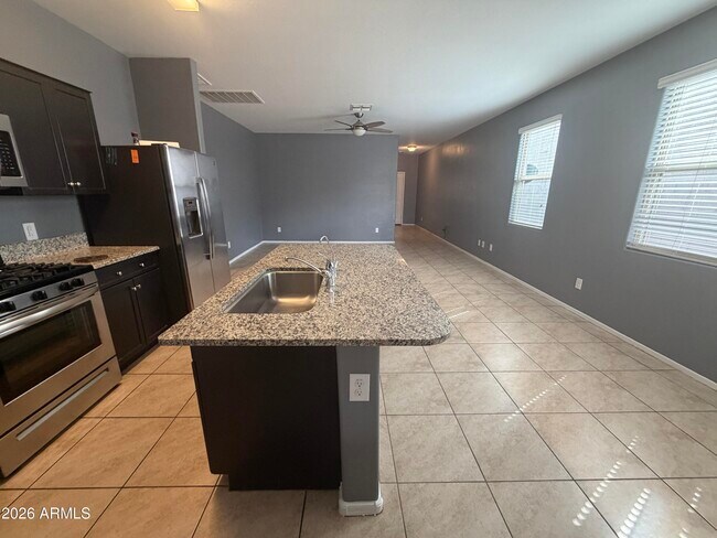 Building Photo - 29940 W Monterey Dr