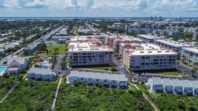 Building Photo - 1004 Ocean Park Ln