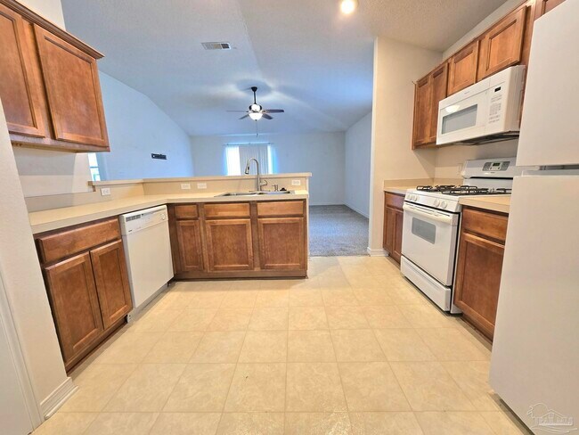 Building Photo - 2497 Redoubt Ave