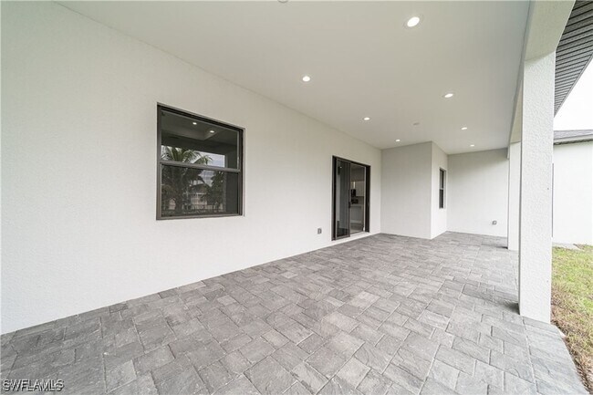 Building Photo - 2509 SW 37th Terrace