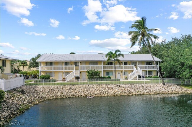 Building Photo - 4607 Bayshore Dr