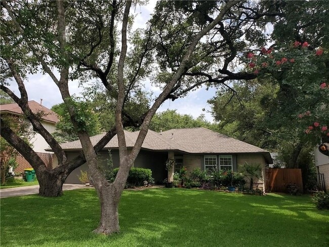 Building Photo - 1809 Dayflower Trce