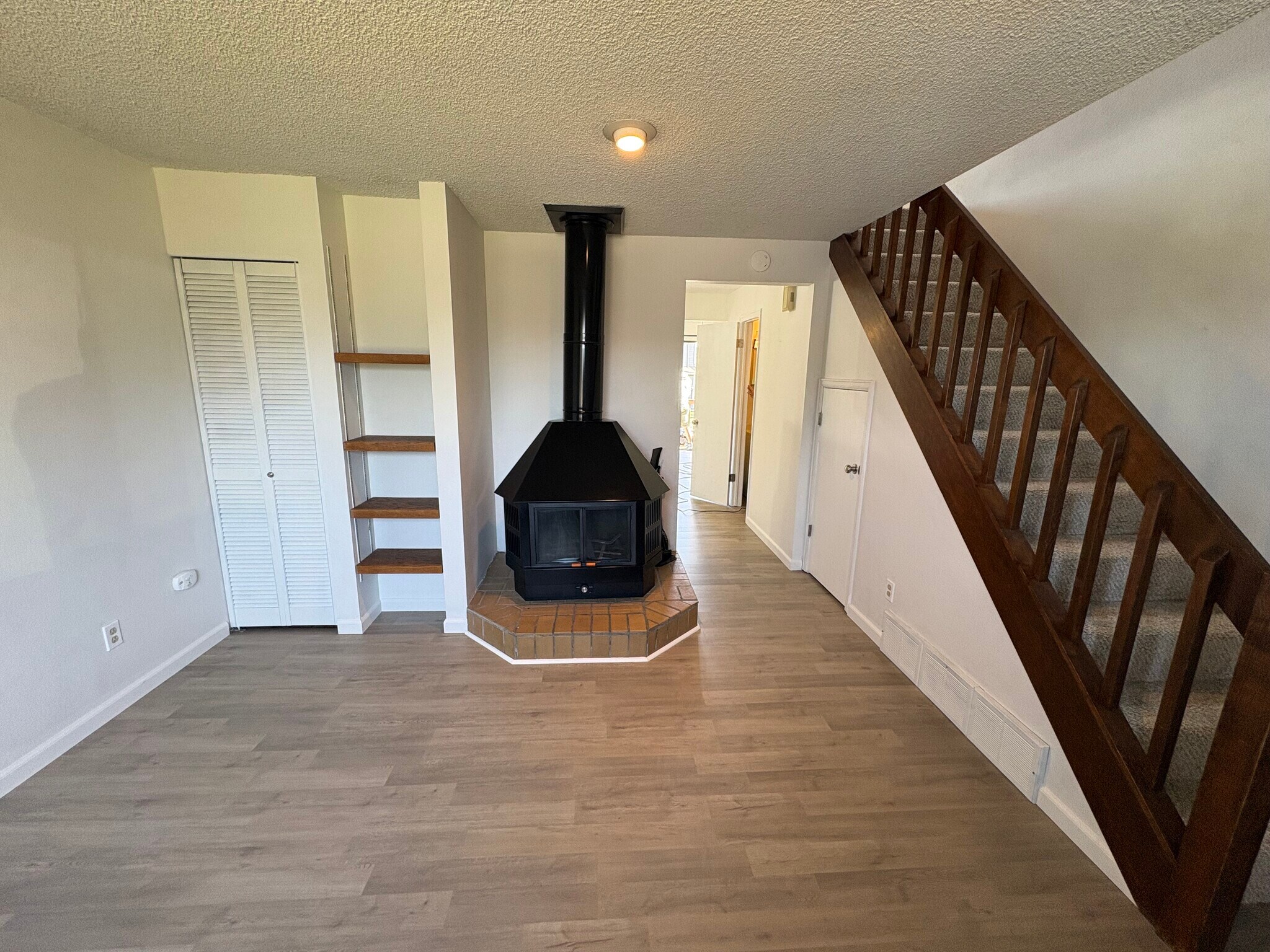 Building Photo - 5505 Mansfield Ct