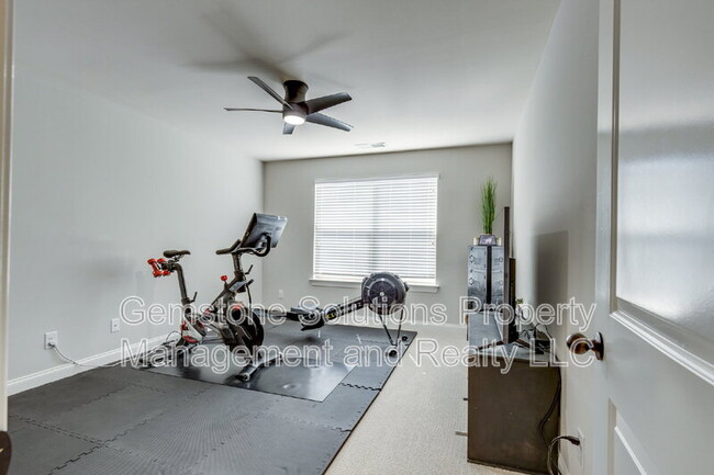 Building Photo - 1050 Nolencrest Dr