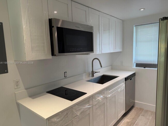 Building Photo - 35 NE 80th Terrace