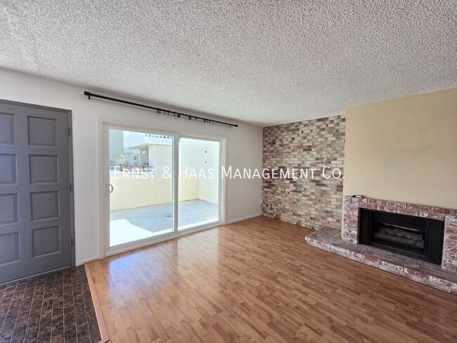 Building Photo - 1200 Opal St