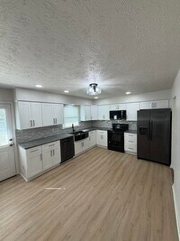 Building Photo - 3613 Sulier Ct