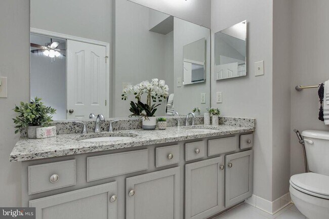 Building Photo - 1207 Pear Blossum Ct