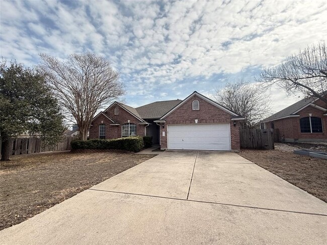 Building Photo - 708 Spring Brook Ln