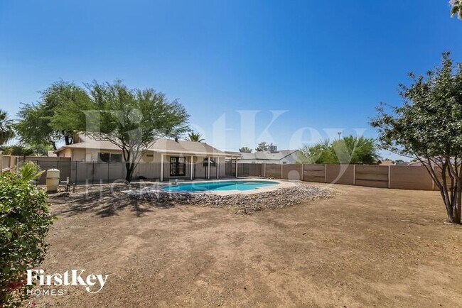 Building Photo - 9608 N 43rd Dr