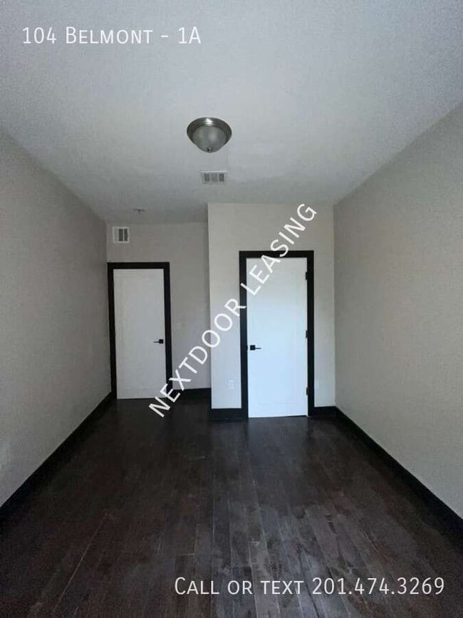 Building Photo - 104 Belmont-1A
