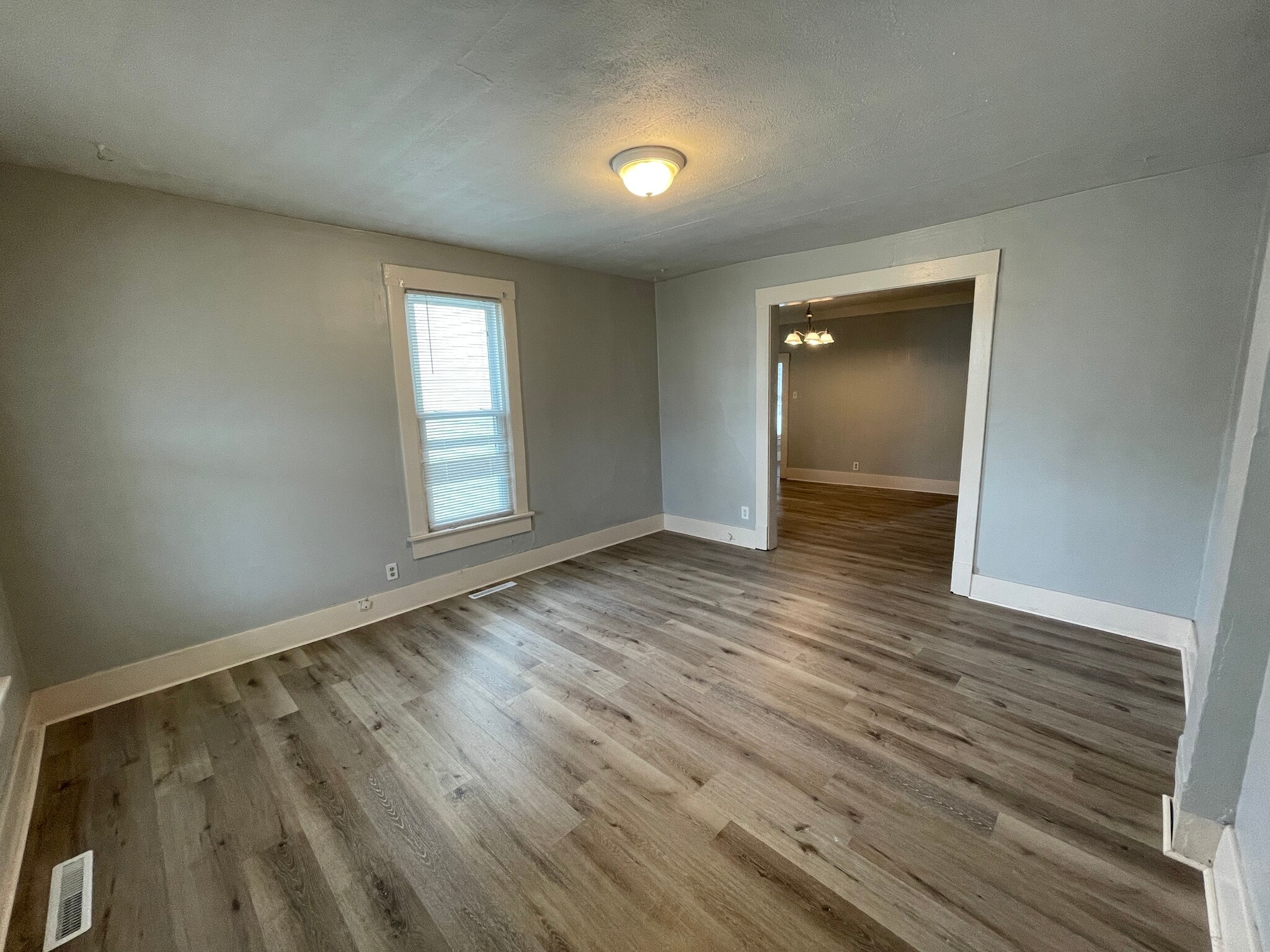 Front Room - 631 S 16th St