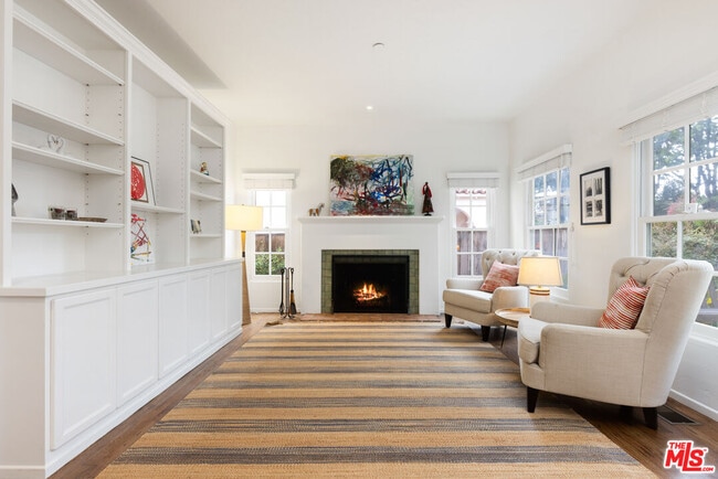 Building Photo - 2316 Washington Ave