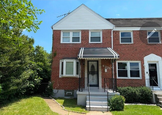 Building Photo - 4331 Brehms Ln