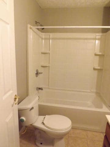 Building Photo - Cozy 2 Bedroom in Town