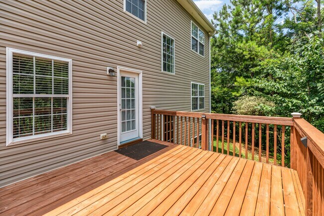 Building Photo - 8526 Suttonview Dr