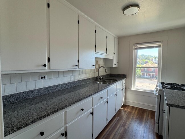 Building Photo - 15 Virginia Ave