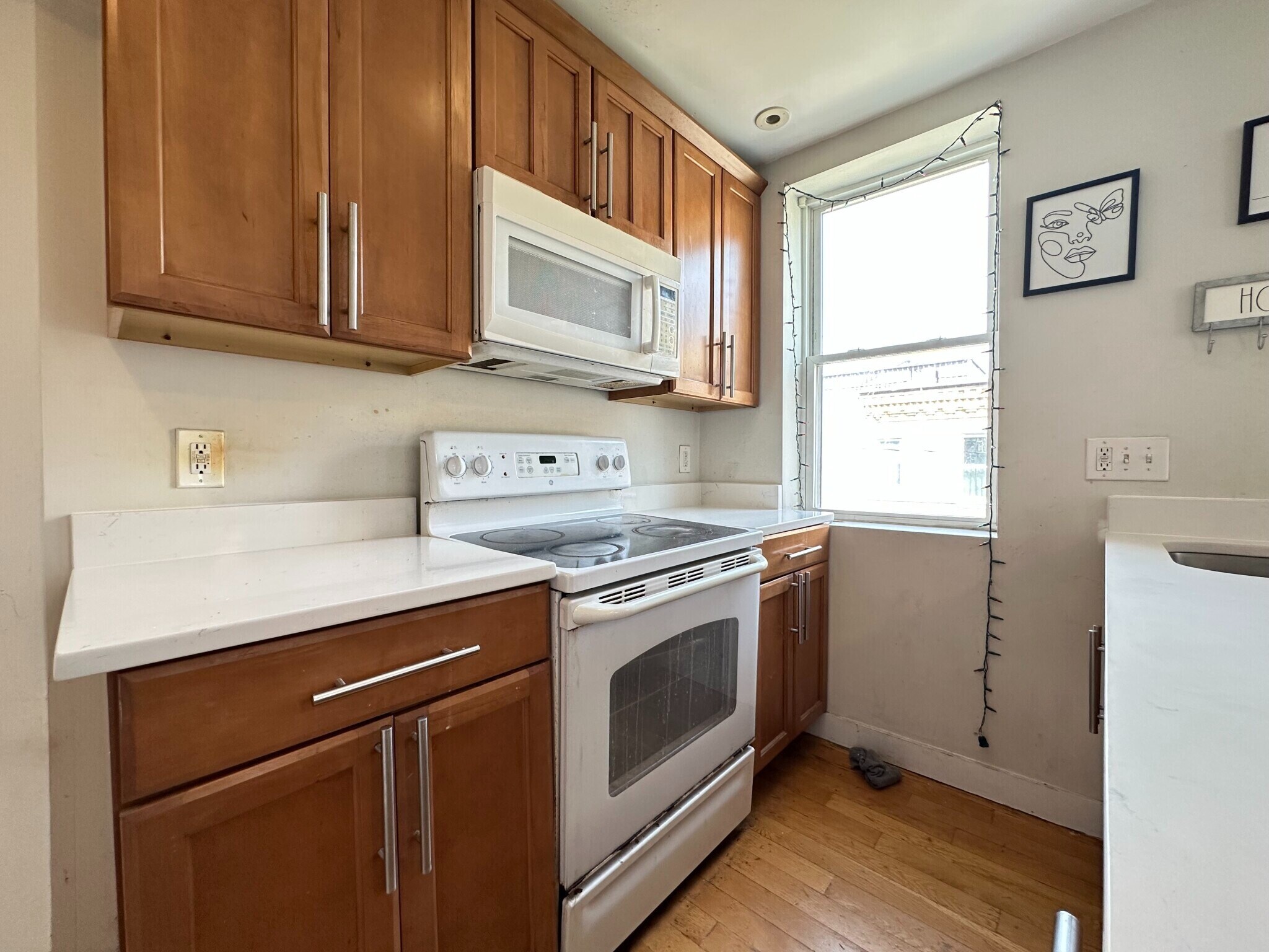Building Photo - 836 Huntington Ave