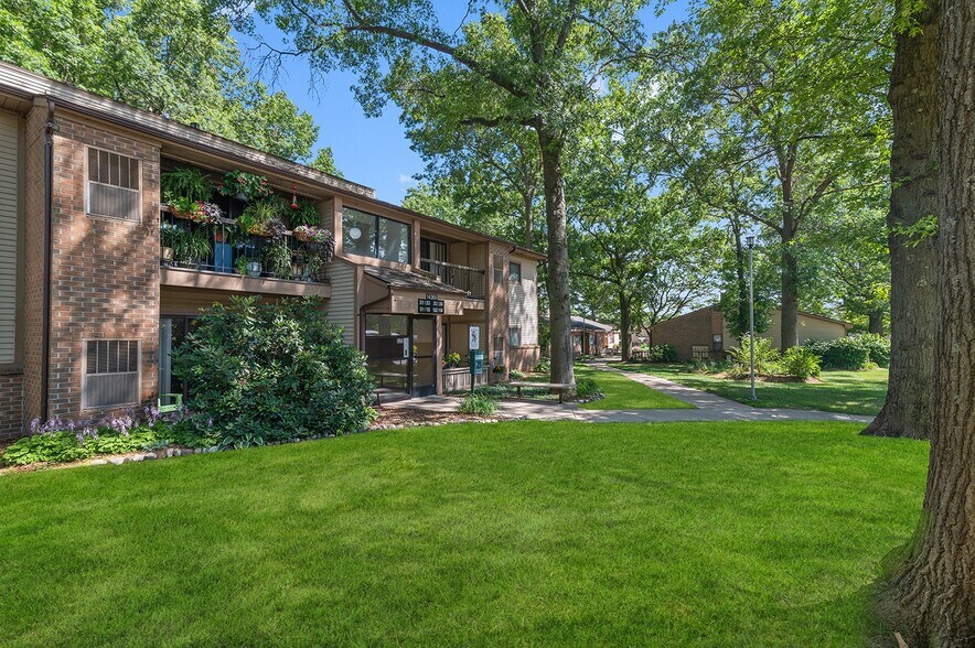 Pine Creek Apartments Holland, MI 14351 Pine Creek Ct Holland MI