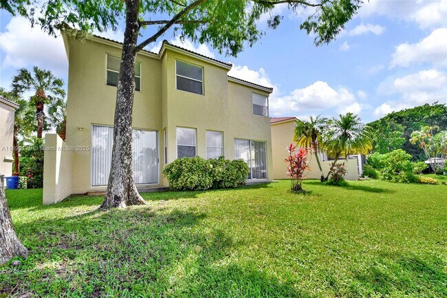 Building Photo - 8713 NW 6th Ct